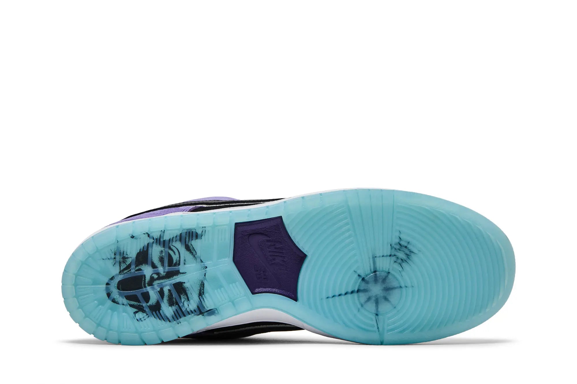 Nike Dunk Low SB x Hayley Wilson 'Court Purple'