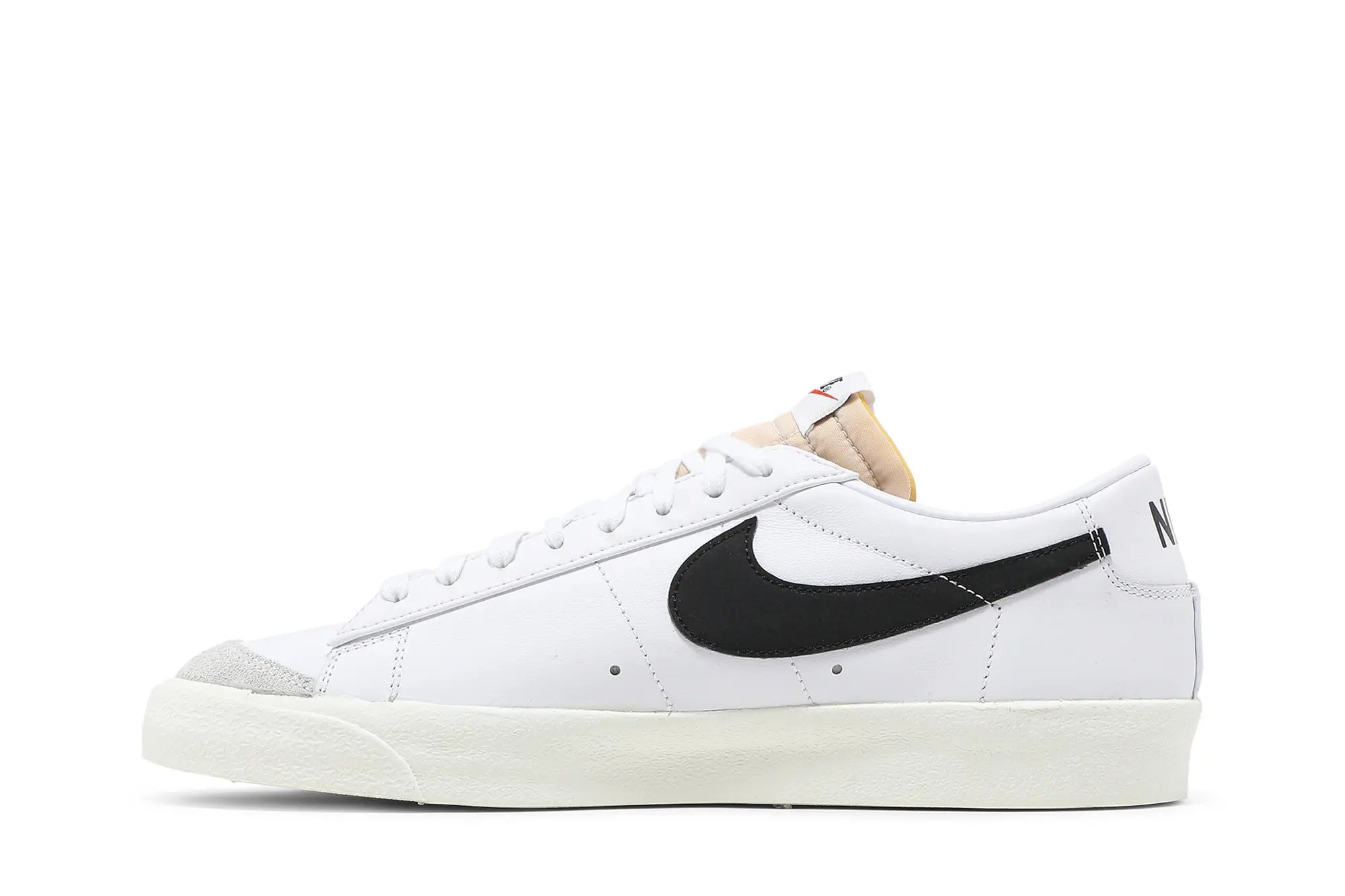 Nike Blazer Low '77 Vintage 'White Black'