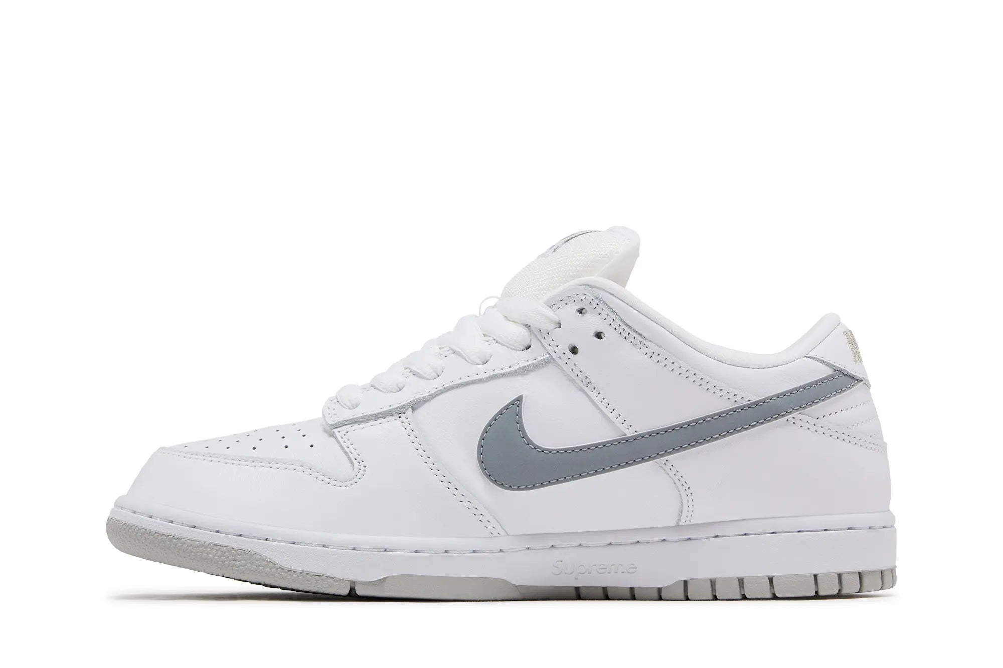 Nike Dunk Low SB x Supreme '94 White Metallic Silver'